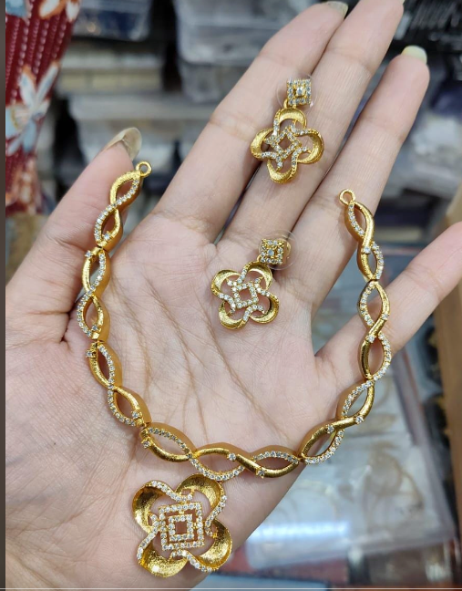Vaidehi Polki Heavy Necklace Set