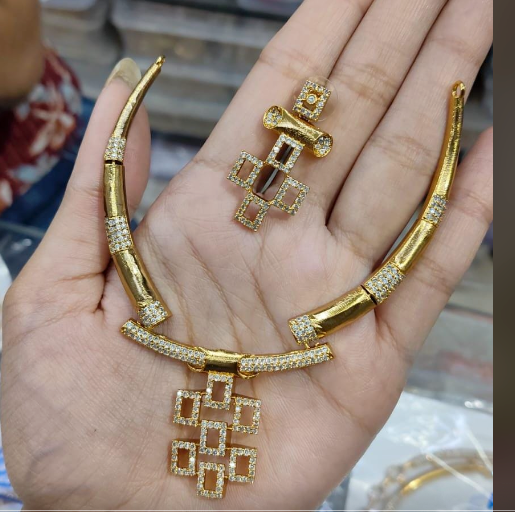 Deepthi South Indian Necklace | Kemp Katha ~ Rich Temple Jewellery